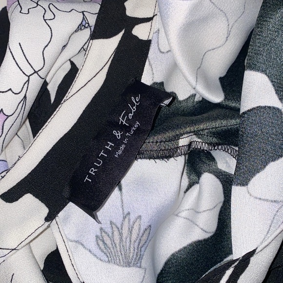 Truth & Fable Women's Keyhole Maxi Evening Dress Side Slits NWT - Picture 7 of 9